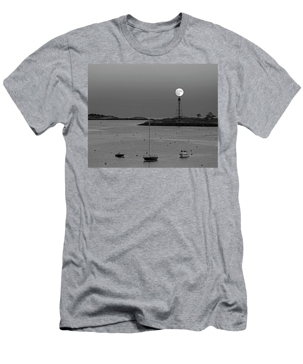 The 2016 Supermoon Balancing on the Marblehead Light Tower in Marblehead Ma Black and White Toby Mcguire T-Shirt